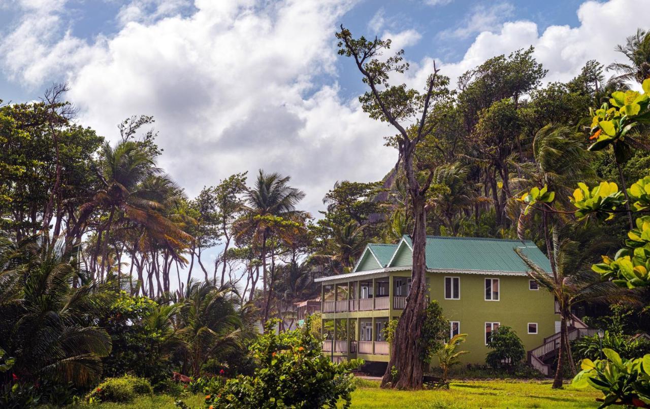 Rosalie Bay Eco Resort & Spa エクステリア 写真